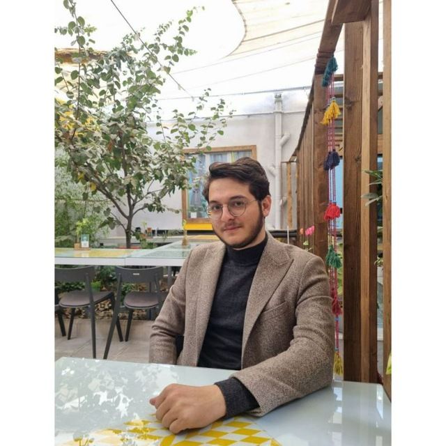 تصویر استاد آموزش زبان انگلیسی امیرعلی نعمتی
